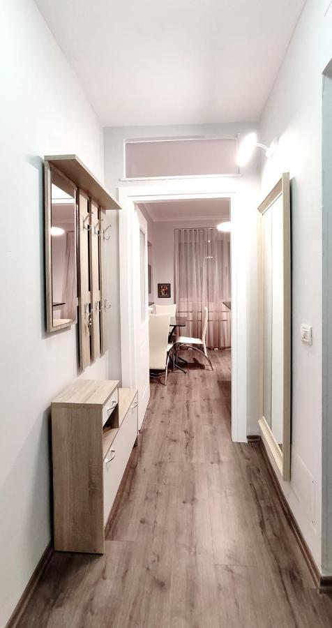 Tanners' Bridge Apartments Tirana Eksteriør billede